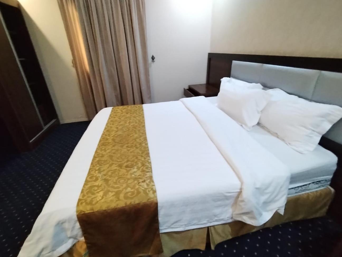 فندق الفرسان المتحدة فرع الفيصلية Aparthotel Jidá Exterior foto